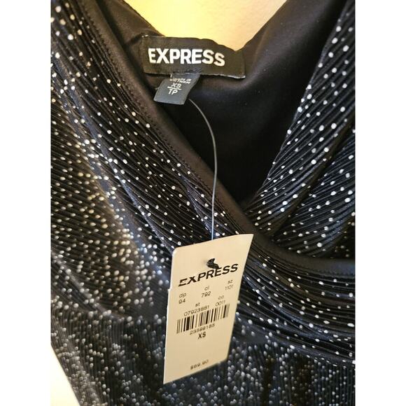 Express Womens Flutter Sleeve Romper Silver Dot Size XS Black‎ - Picture 4 of 8